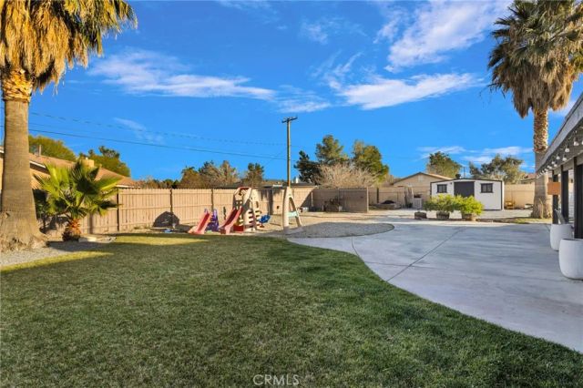 14127 Crow, Apple Valley, CA 92307
