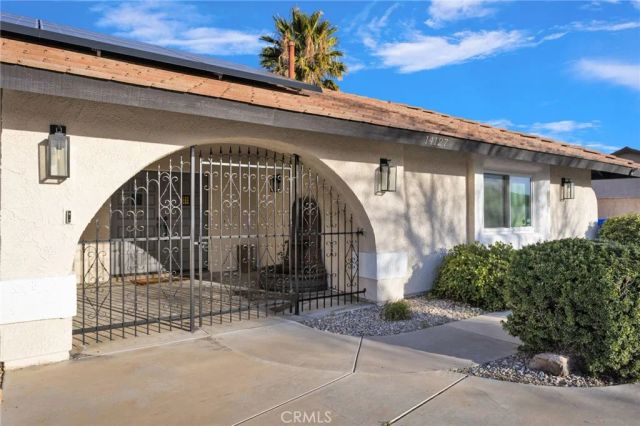 14127 Crow, Apple Valley, CA 92307
