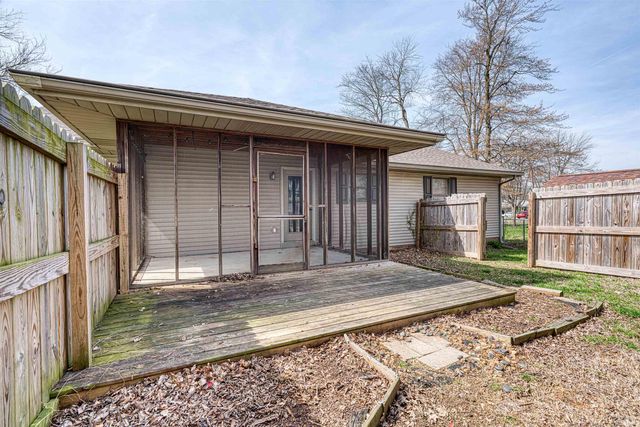 1320 S Second Street, Boonville, IN 47601