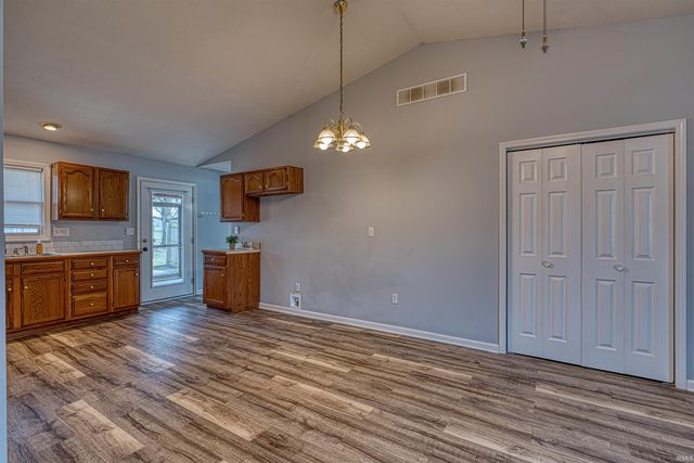 1320 S Second Street, Boonville, IN 47601