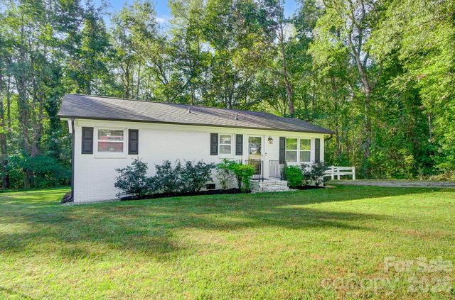 3800 Vanderburg Drive S, Concord, NC 28025