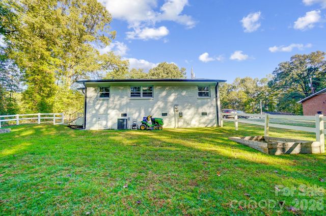 3800 Vanderburg Drive S, Concord, NC 28025