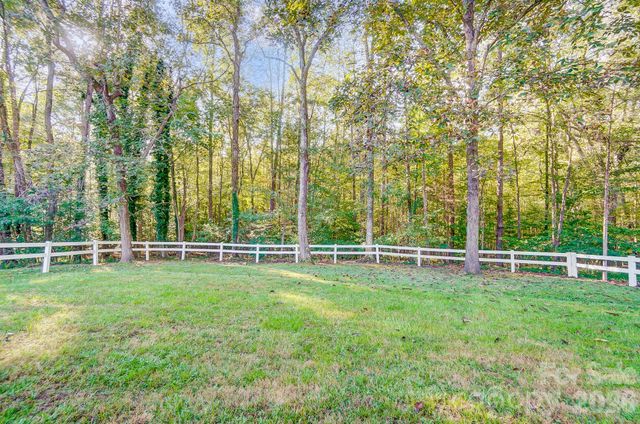3800 Vanderburg Drive S, Concord, NC 28025