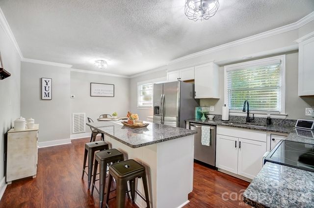 3800 Vanderburg Drive S, Concord, NC 28025
