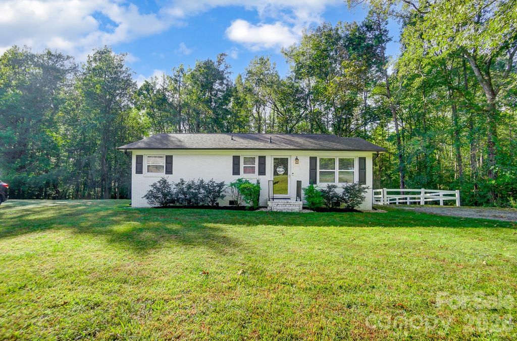 3800 Vanderburg Drive S, Concord, NC 28025
