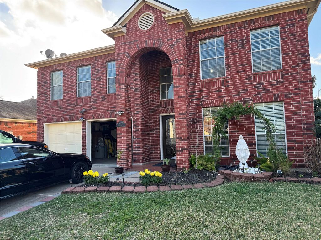 16102 Flatridge Court, Houston, TX 77083