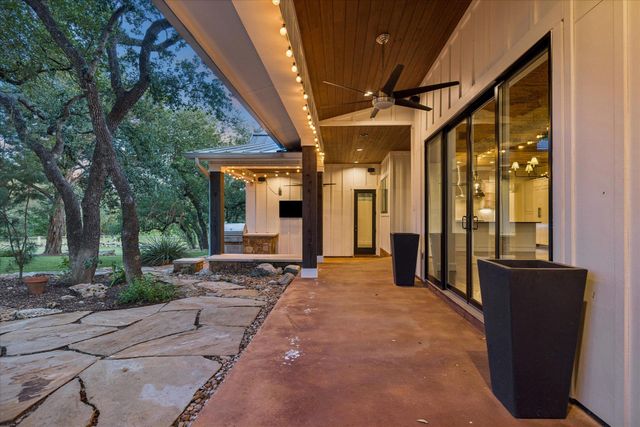 1899 Trebled Waters TRL, Dripping Springs, TX 78619