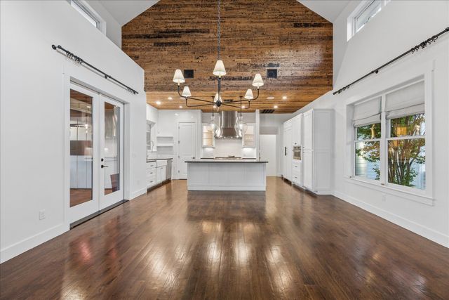 1899 Trebled Waters TRL, Dripping Springs, TX 78619