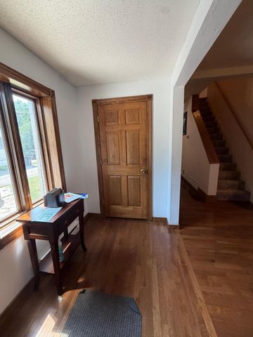 409 9th Street S, Fargo, ND 58103