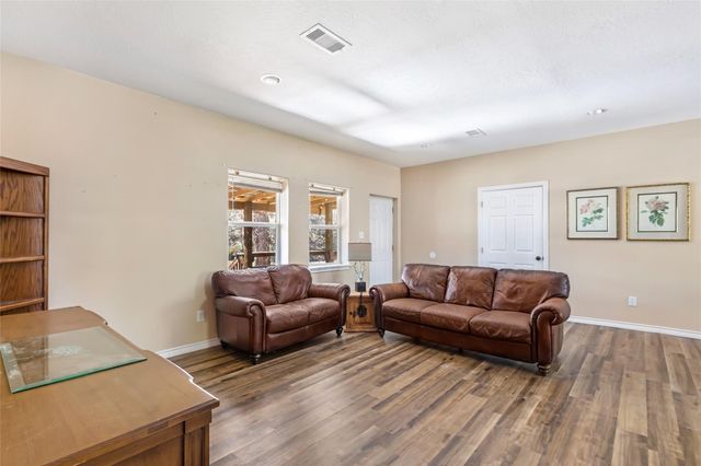 193 Hammerbill Street, Livingston, TX 77351