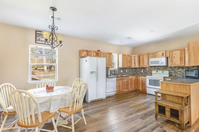 193 Hammerbill Street, Livingston, TX 77351