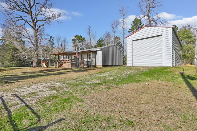 193 Hammerbill Street, Livingston, TX 77351