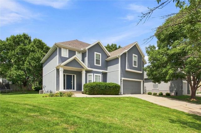 9414 Swarner Drive, Lenexa, KS 66215