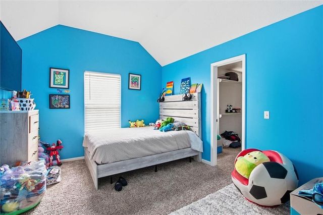 9414 Swarner Drive, Lenexa, KS 66215