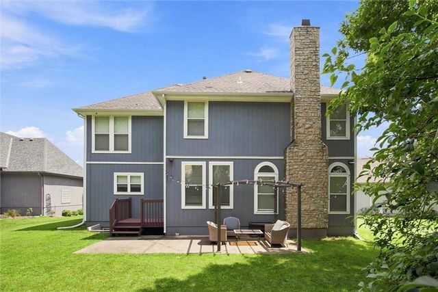 9414 Swarner Drive, Lenexa, KS 66215