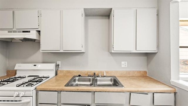 201 NW 121st Street, Oklahoma City, OK 73114