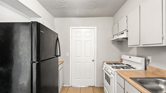 201 NW 121st Street, Oklahoma City, OK 73114