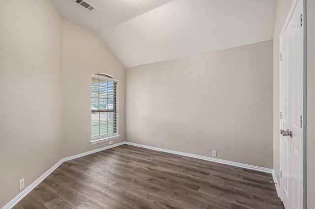 824 Cutting Horse Drive, Mansfield, TX 76063