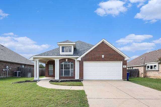 824 Cutting Horse Drive, Mansfield, TX 76063