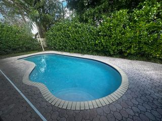 10207 NW 7th Court, Plantation, FL 33324