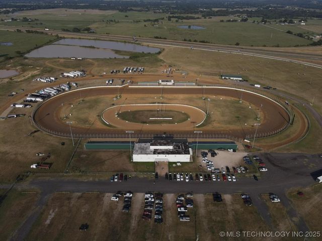 8100 Wainwright Road, Oktaha, OK 74450