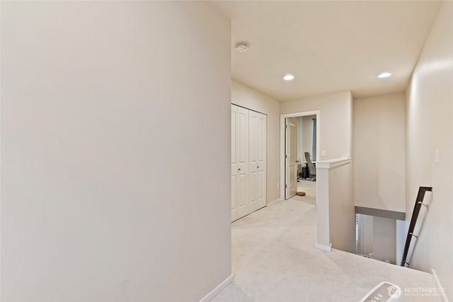 16522 1st Park SE, Bothell, WA 98012