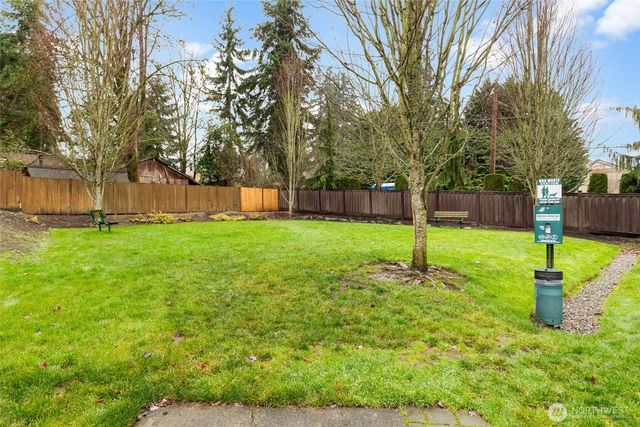 16522 1st Park SE, Bothell, WA 98012