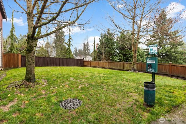 16522 1st Park SE, Bothell, WA 98012