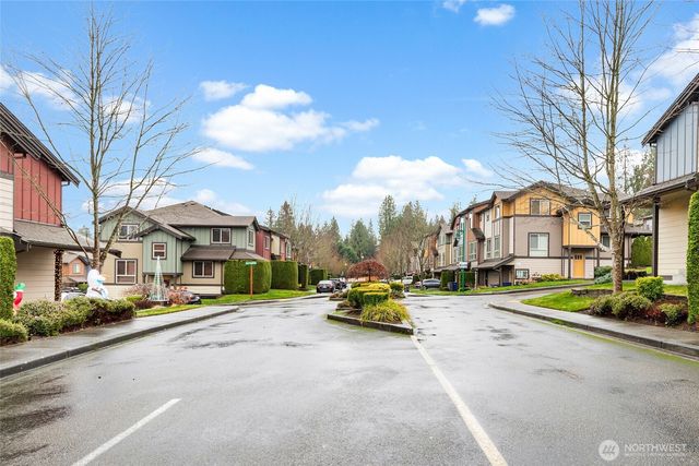 16522 1st Park SE, Bothell, WA 98012