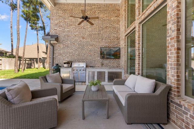 32064 Autumn Orchard Lane, Conroe, TX 77385