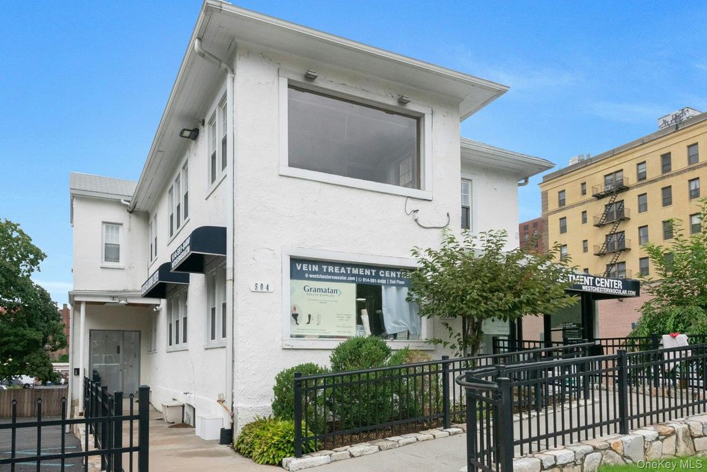 504 Gramatan Avenue 2nd Floor Store Front, Mount Vernon, NY 10552