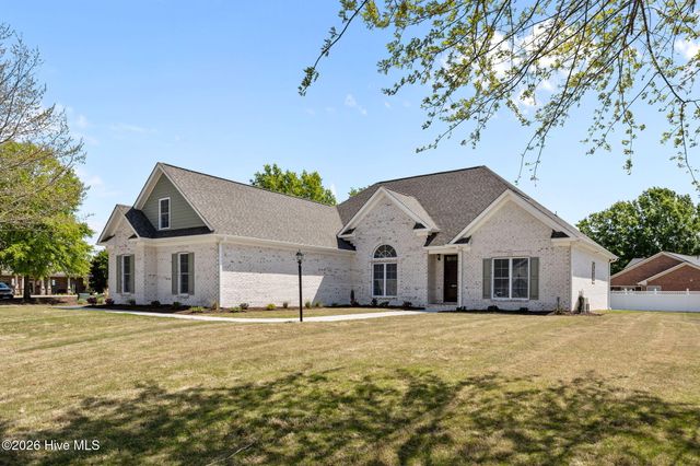404 Donald Drive, Winterville, NC 28590