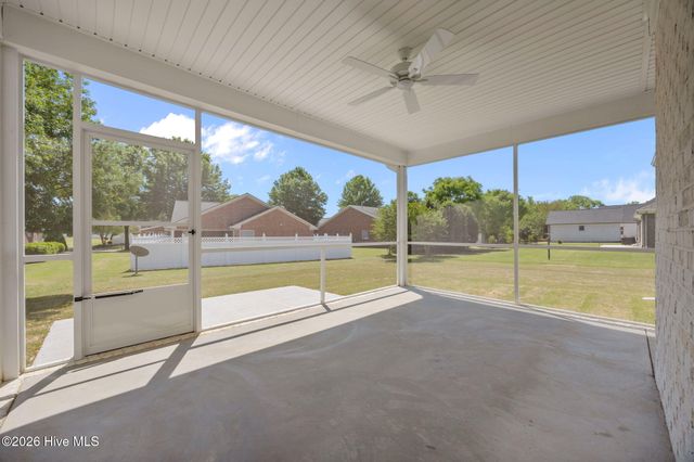 404 Donald Drive, Winterville, NC 28590