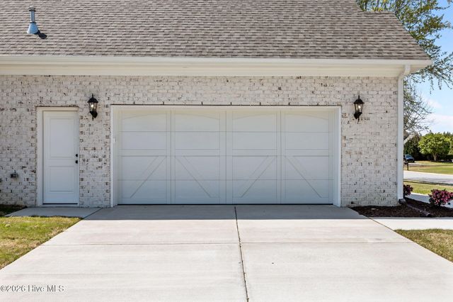 404 Donald Drive, Winterville, NC 28590