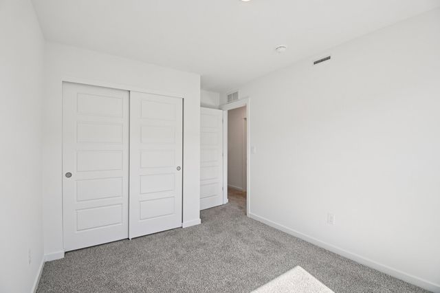 1391 Oakfield Lane, Pingree Grove, IL 60140