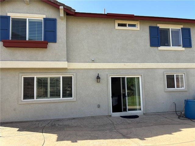 15454 Hoover Lane, Fontana, CA 92336