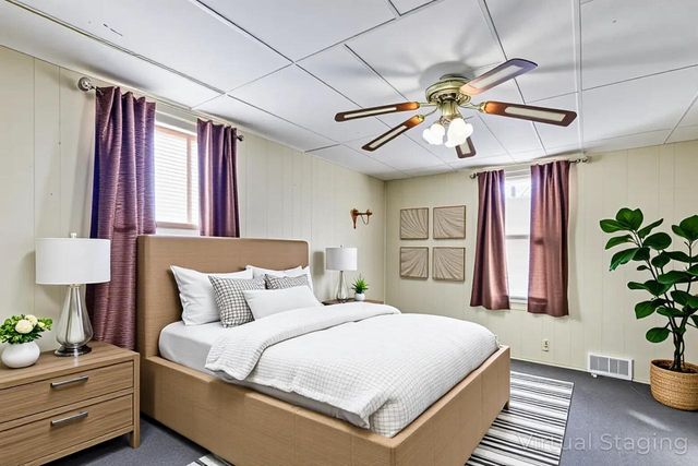 1423 S 14th STREET, Manitowoc, WI 54220