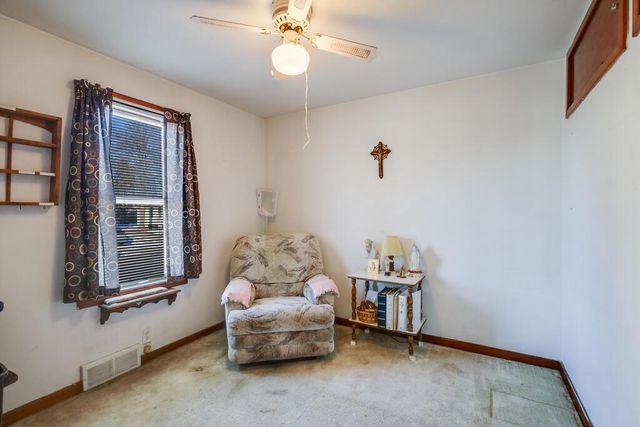 1423 S 14th STREET, Manitowoc, WI 54220