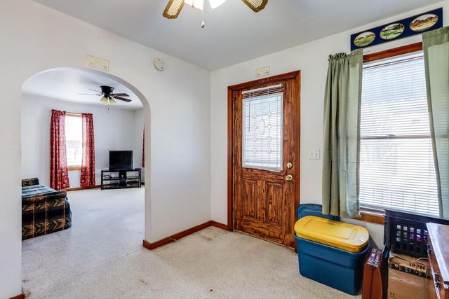 1423 S 14th STREET, Manitowoc, WI 54220