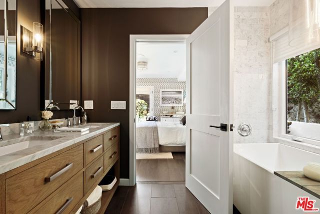 8289 Hollywood Boulevard, Los Angeles, CA 90069