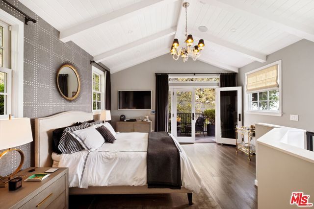 8289 Hollywood Boulevard, Los Angeles, CA 90069