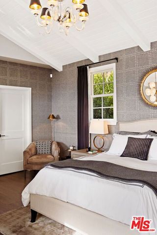 8289 Hollywood Boulevard, Los Angeles, CA 90069