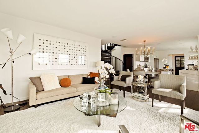 8289 Hollywood Boulevard, Los Angeles, CA 90069