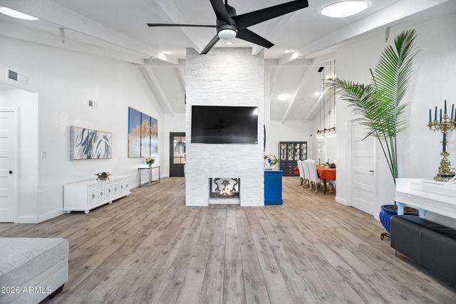 7480 E SWEETWATER Avenue E, Scottsdale, AZ 85260