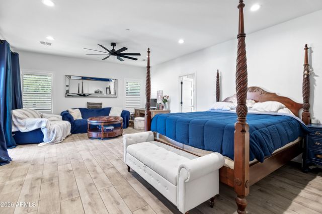 7480 E SWEETWATER Avenue E, Scottsdale, AZ 85260