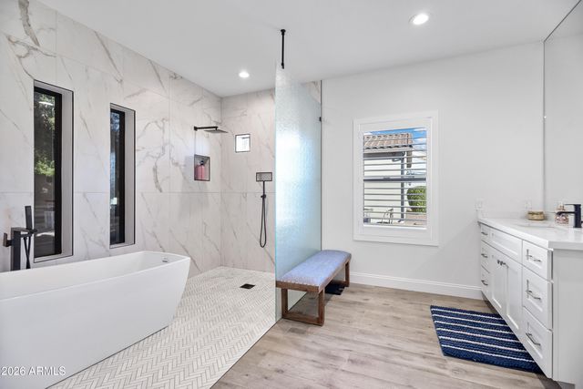 7480 E SWEETWATER Avenue E, Scottsdale, AZ 85260