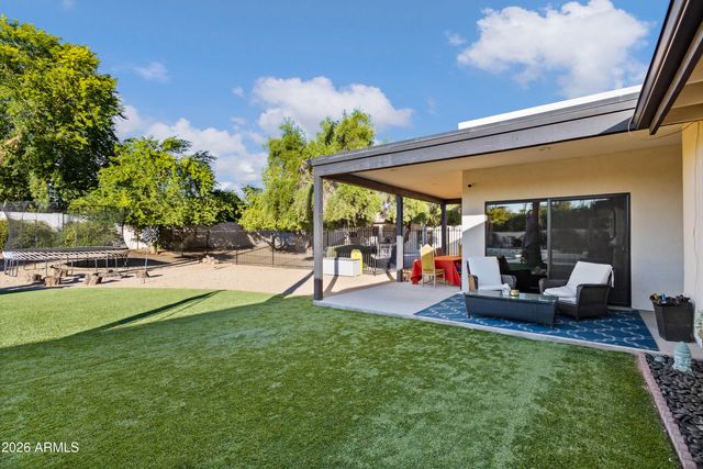 7480 E SWEETWATER Avenue E, Scottsdale, AZ 85260