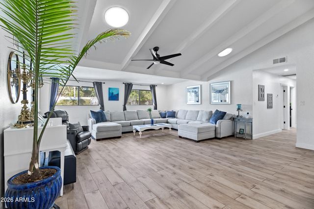 7480 E SWEETWATER Avenue E, Scottsdale, AZ 85260