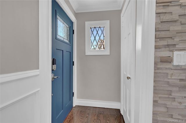 154 California Avenue, Freeport, NY 11520