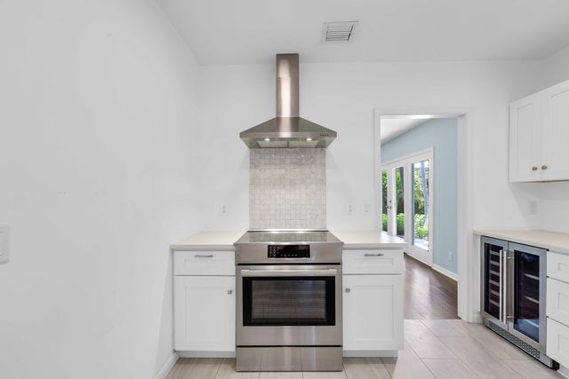 246 Merrain Road, Palm Beach, FL 33480